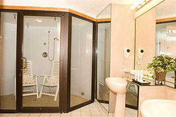 Sybaris Pool Suites Frankfort - Adults Only Esterno foto