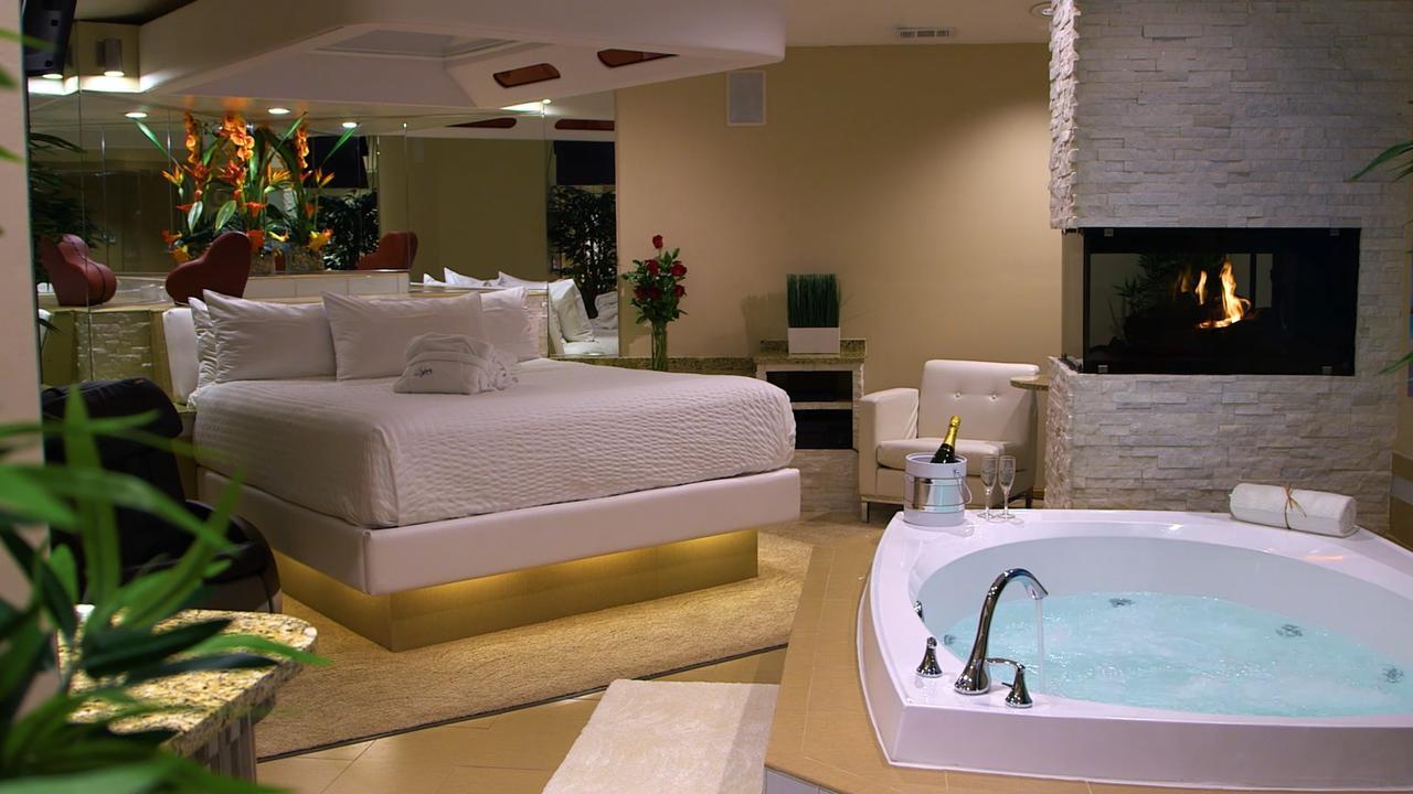 Sybaris Pool Suites Frankfort - Adults Only Esterno foto